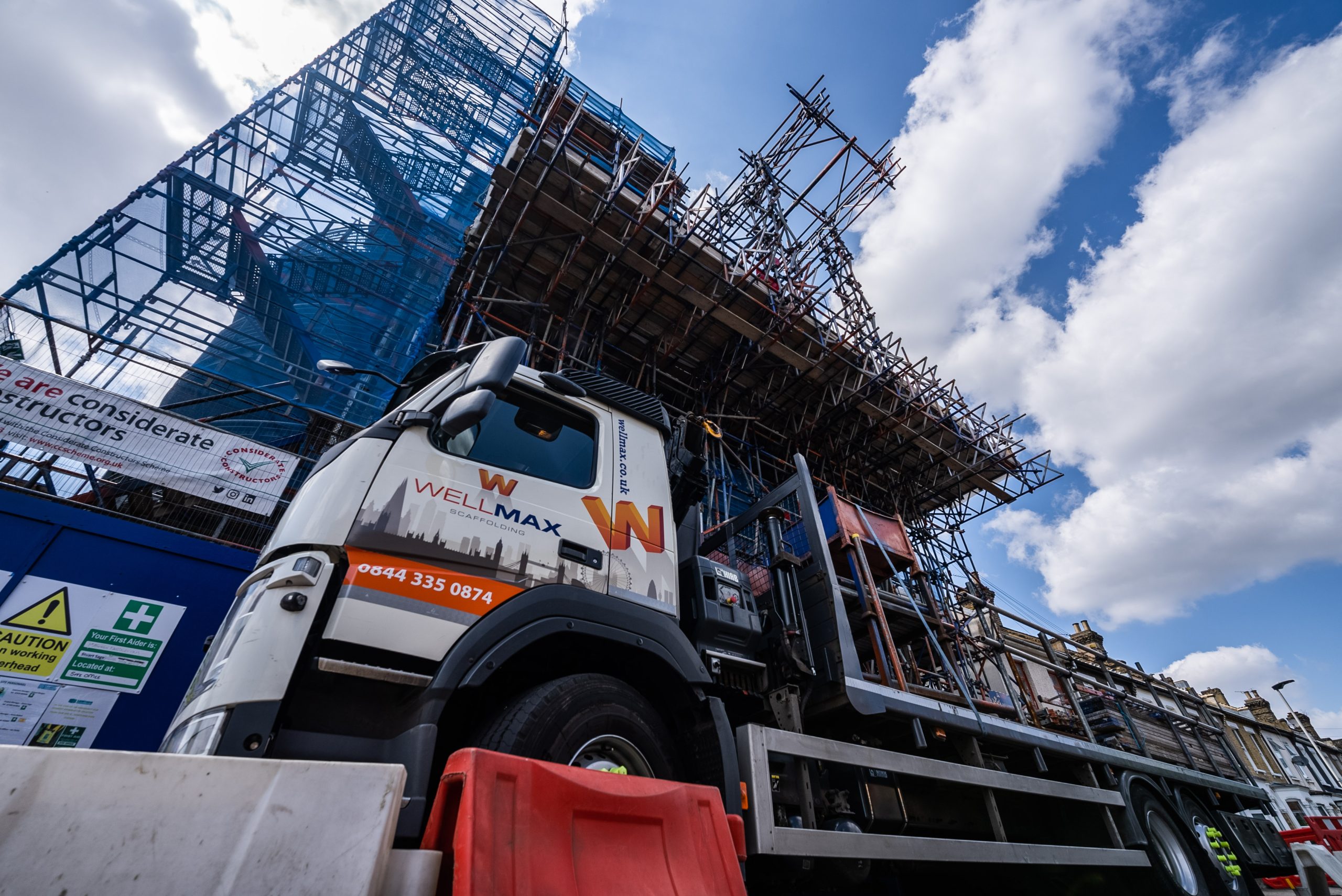 wellmax contact image